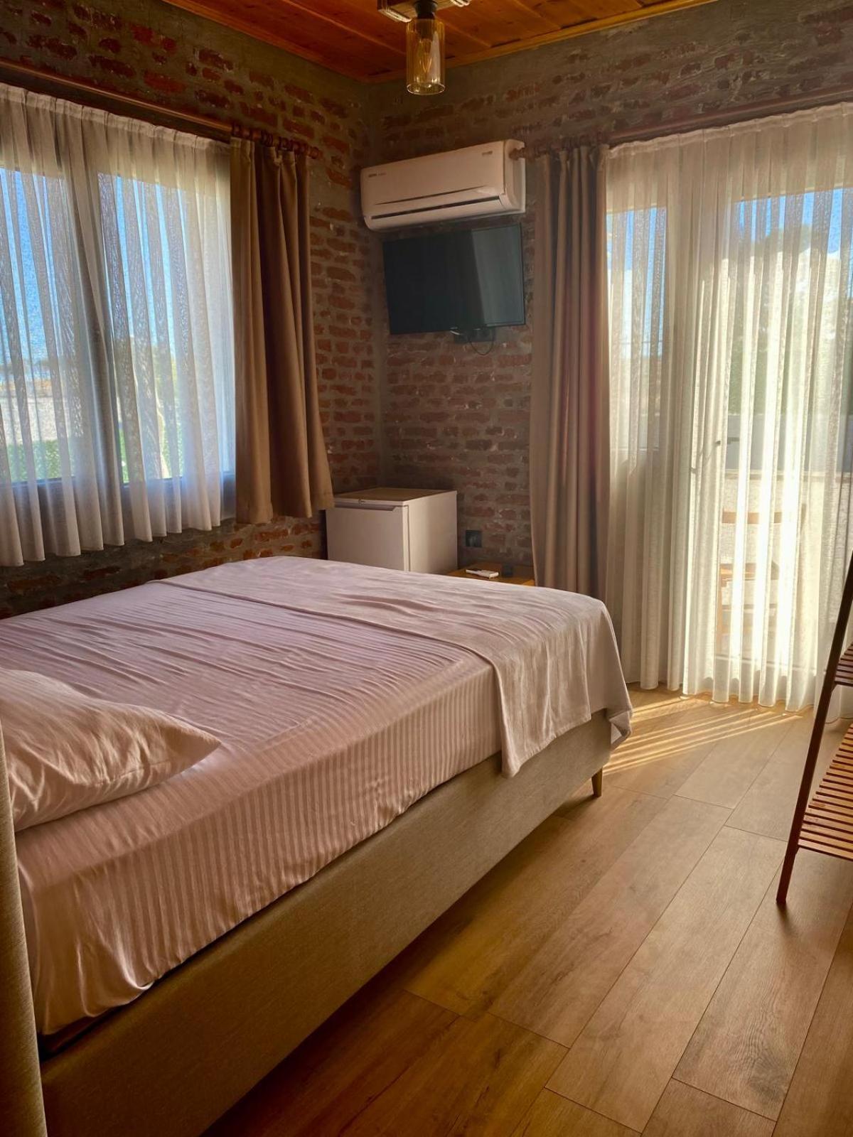 Moj Dom Kuecuekkoey Hotel Екстериор снимка
