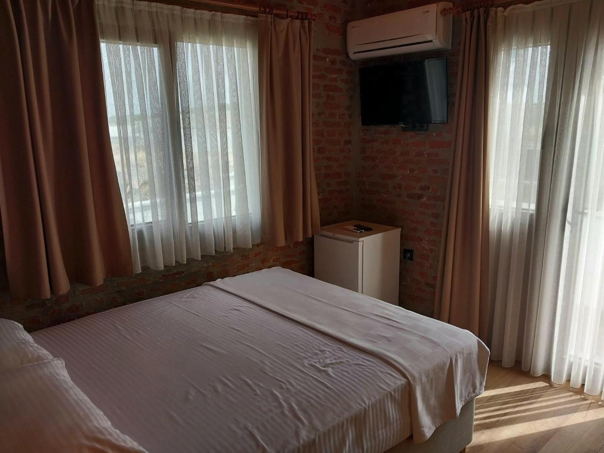 Moj Dom Kuecuekkoey Hotel Екстериор снимка