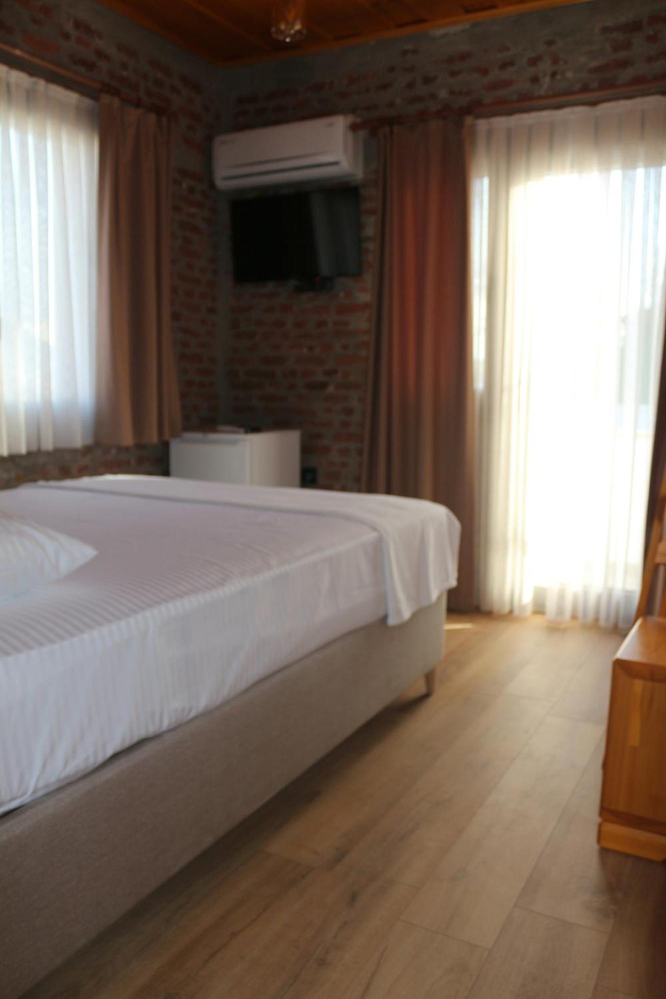 Moj Dom Kuecuekkoey Hotel Екстериор снимка